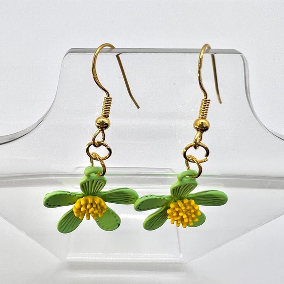 Green and Yellow Flower Earrings - 90s Dangle Earrings - Hippie Earrings - Picture 5 of 9
